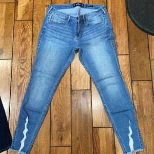 Hollister Super Skinny Jean destroyed hem